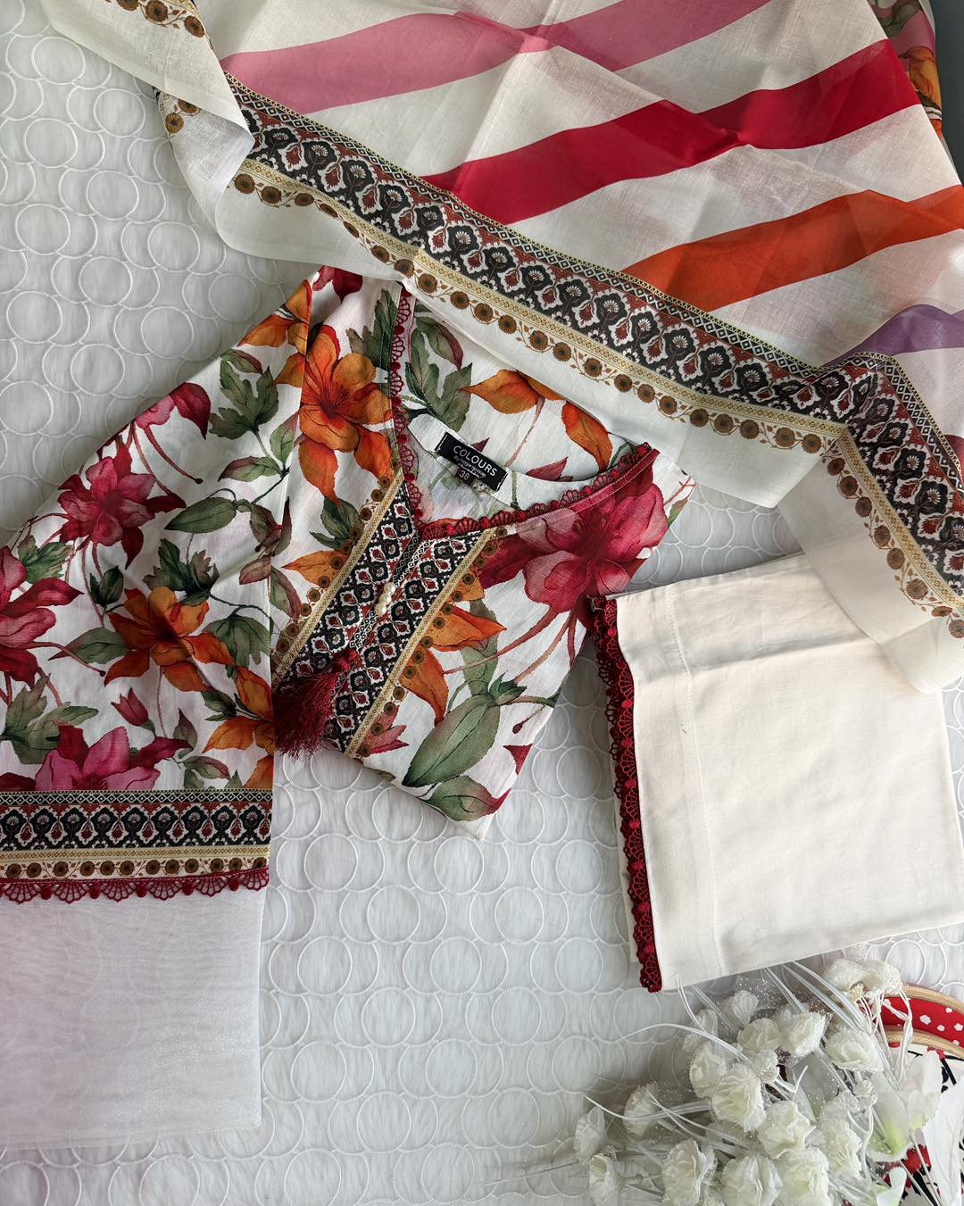 Colourful 3pc - Image 7