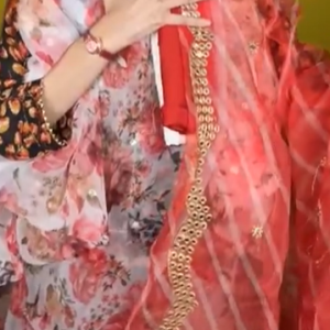 red organza live