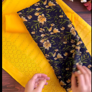 Yellow Chickenkari