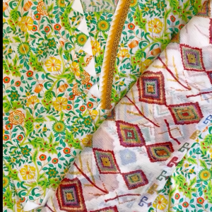 Tia Malai Kurti