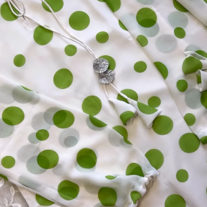Tia Ball Kurti