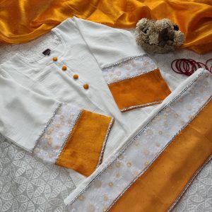 Daisy lace kurti