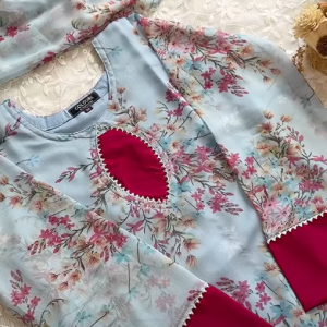 Paste-Leaf Kurti