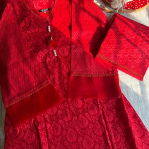 Red paisley three piece