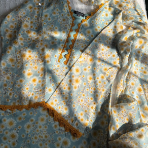 Daisy printed kurti