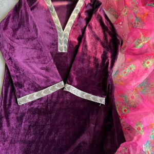 Beguni  velvet kurti