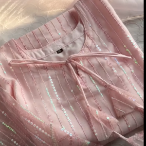 baby pink chumki kurti