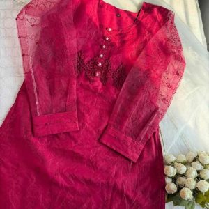 Regal ruby kurti