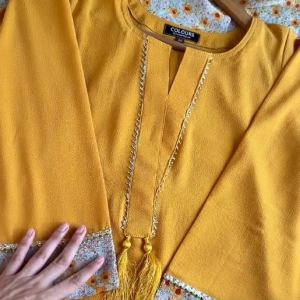 Mustard Floral Charm