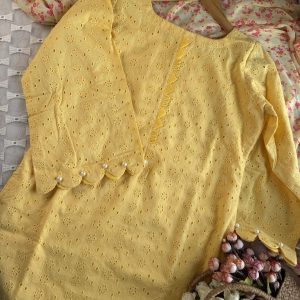 haldi flora chikankari kurti