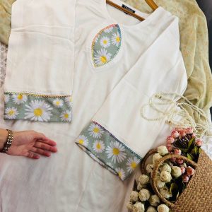 Creamy daisy bahar kurti